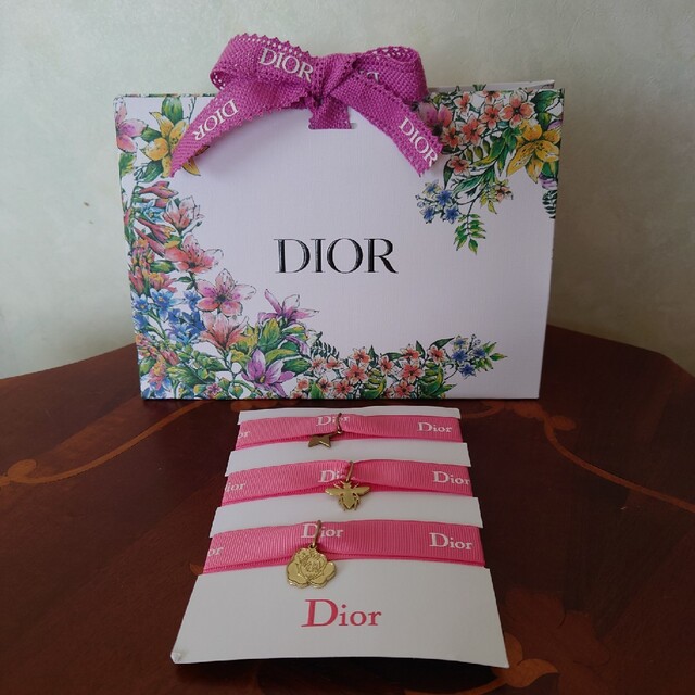 Christian Dior(クリスチャンディオール)の★Dior★ディオール チャーム 非売品 レディースのアクセサリー(チャーム)の商品写真