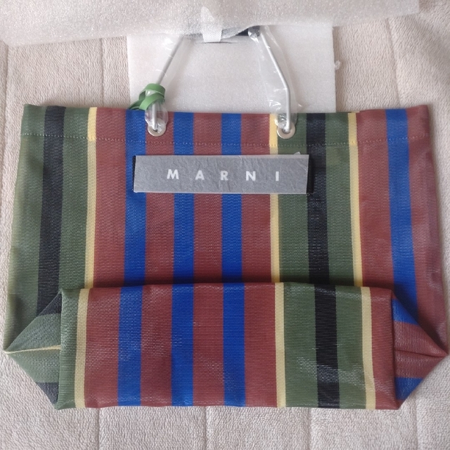 マルニフラワーカフェMARNI ストライプバッグモスグリーン