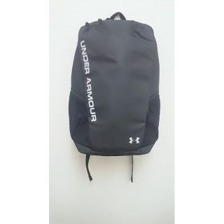 アンダーアーマー(UNDER ARMOUR)のアンダーアーマー バックパック タープ リュック 1342586-001(バッグパック/リュック)