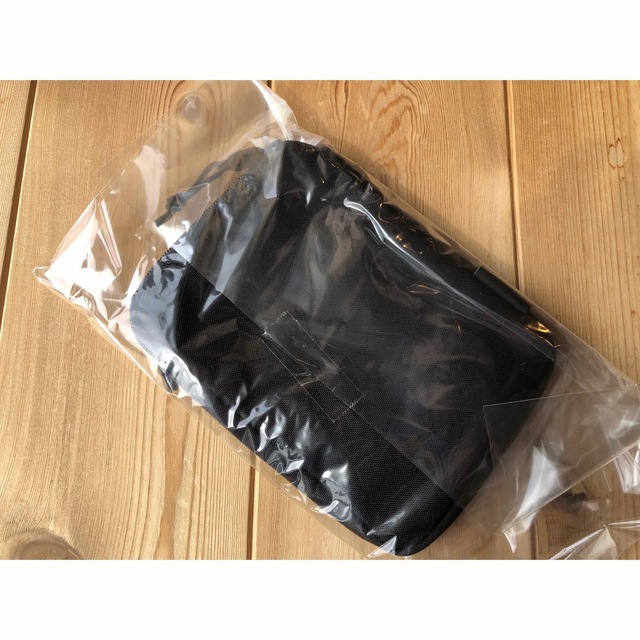 Supreme(シュプリーム)の［新品未使用］supreme utility pouch ユーティリティポーチ メンズのバッグ(ショルダーバッグ)の商品写真