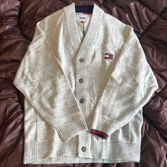 TOMMY HILFIGER(トミーヒルフィガー)のTommy カーディガン　新品　半額！！ メンズのトップス(カーディガン)の商品写真