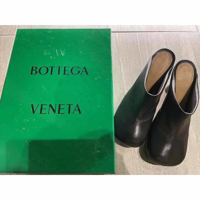 【BOTTEGA VENETA】ザ・ボルド　ミュール