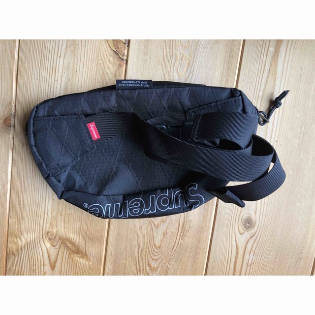 Supreme(シュプリーム)の［新品未使用］supreme waist bag シュプリーム ウエストバック メンズのバッグ(ショルダーバッグ)の商品写真
