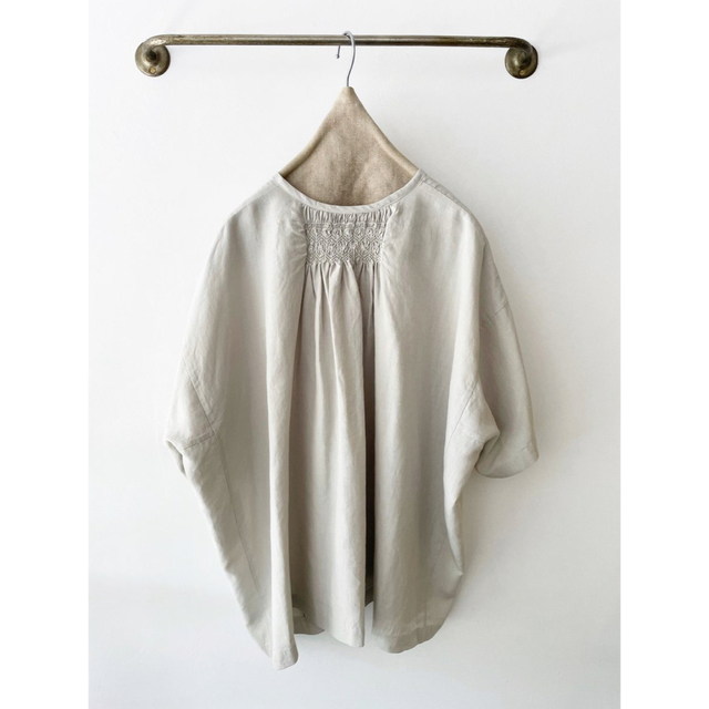 ARTS&SCIENCE - arts&science Back smocking blouseの通販 by れい's ...