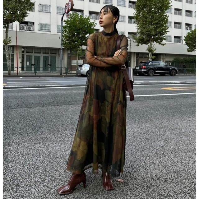 最終価格UND GYPSUM ART DRESS ノースリーブワンピースのみ