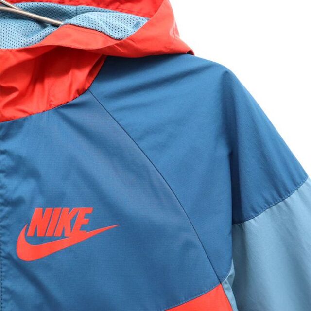 NIKE(ナイキ)のナイキ ワンポイントロゴプリント ウインドブレーカー キッズM レッド×ブルー NIKE スポーツ ジャケット キッズ 【中古】  【230305】 キッズ/ベビー/マタニティのキッズ服男の子用(90cm~)(ジャケット/上着)の商品写真