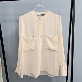 ザラ(ZARA)のZARA　ブラウス(シャツ/ブラウス(長袖/七分))