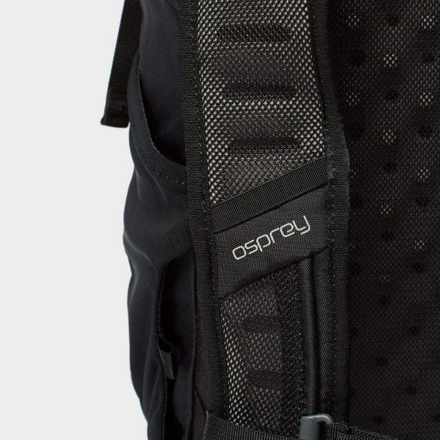 Osprey(オスプレイ)のオスプレイ✅スカラベ 22L バックパック (ブラック) メンズのバッグ(バッグパック/リュック)の商品写真