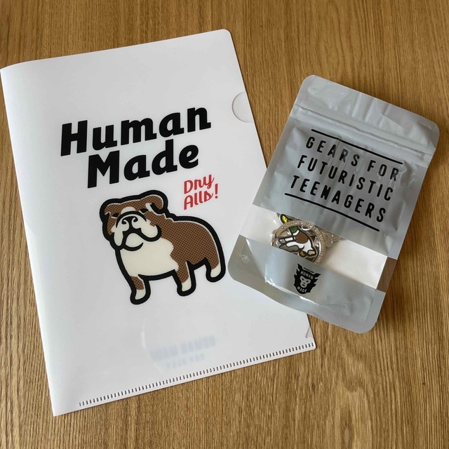 HUMAN MADE(ヒューマンメイド)のHUMAN MADE / FLYING DUCK KEYRING メンズのファッション小物(キーホルダー)の商品写真