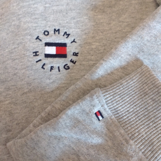 TOMMY HILFIGER(トミーヒルフィガー)のTommy Hilfiger ワンピース キッズ/ベビー/マタニティのキッズ服女の子用(90cm~)(ワンピース)の商品写真