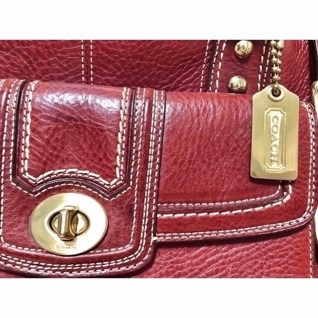 COACH - COACH コーチ 本革バッグ A4サイズ収納可 ワインレッドの通販