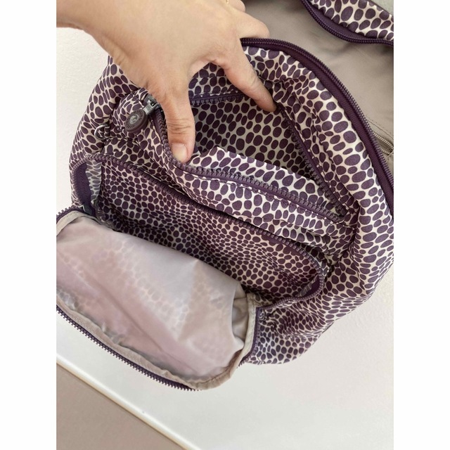 kipling(キプリング)のKipling キプリング リュック 柄 パープル  レディースのバッグ(リュック/バックパック)の商品写真