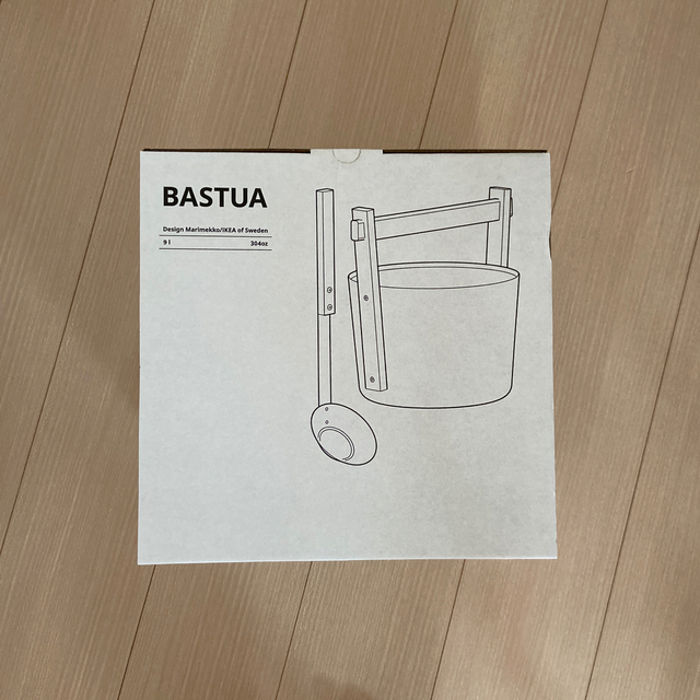 IKEA(イケア)のikeaマリメッココラボ　BASTUA バストゥア サウナバケツ レードル付き, インテリア/住まい/日用品の椅子/チェア(その他)の商品写真