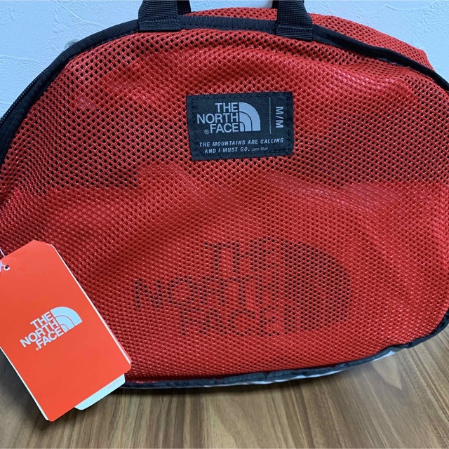 THE NORTH FACE(ザノースフェイス)のノースフェイス　ボストンバック　71L 新品未使用 メンズのバッグ(ボストンバッグ)の商品写真