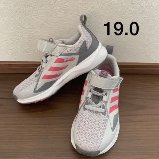 アディダス　adidas スニーカー　19.0(スニーカー)