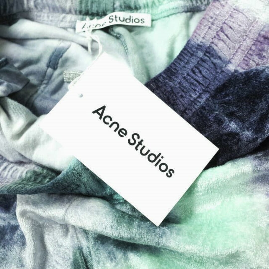 acne studios パイソン柄ベスト　アクネストゥディオズ　21aw