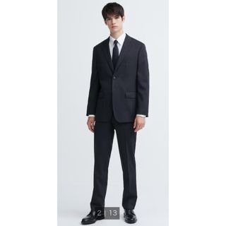 ユニクロ(UNIQLO)のUNIQLO ウール ストレッチ ネイビー スーツ(セットアップ)