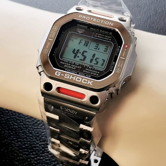 CASIO(カシオ)のG-SHOCK GW-M5610 [GMW-B5000TVA MOD] シルバー メンズの時計(腕時計(デジタル))の商品写真