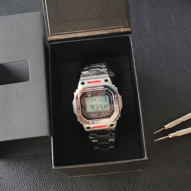CASIO(カシオ)のG-SHOCK GW-M5610 [GMW-B5000TVA MOD] シルバー メンズの時計(腕時計(デジタル))の商品写真