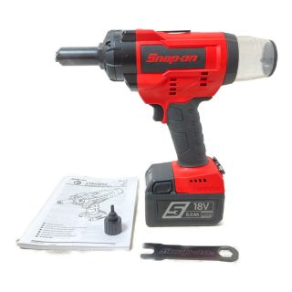 ＊＊Snap-on スナップオン 18V コードレスリベットガン バッテリ1個付 （充電器なし） CTRG9050 レッド(その他)