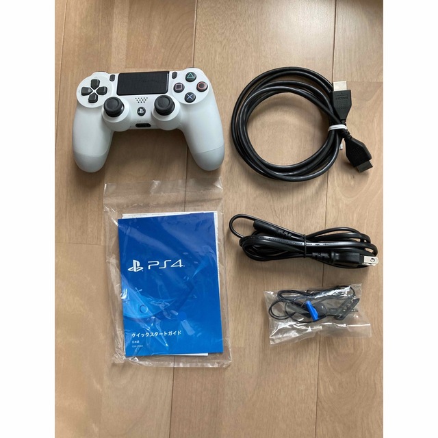 PlayStation4(プレイステーション4)のPS4  500GB  CUH-2100AB02 エンタメ/ホビーのゲームソフト/ゲーム機本体(家庭用ゲーム機本体)の商品写真