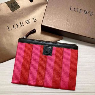 ロエベ(LOEWE)の美品 LOEWE ロエベ レディース ポーチ クラッチバッグ パーティーバッグ(クラッチバッグ)