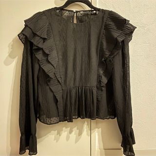 ザラ(ZARA)のZARA フリルブラウス　M(シャツ/ブラウス(長袖/七分))