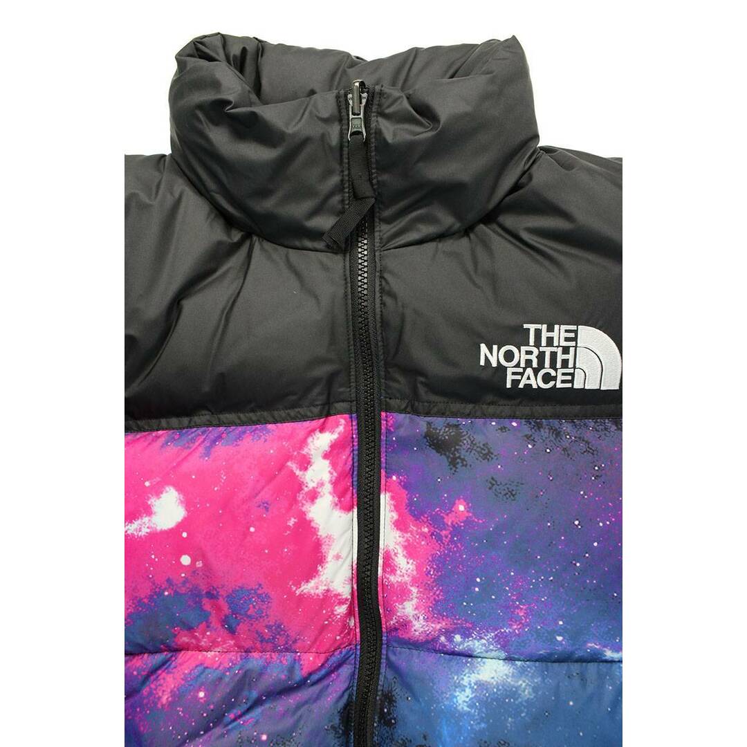 THE NORTH FACE(ザノースフェイス)のザノースフェイス ×インヴィンシブル   INVINCIBLE Printed Nuptse Jacket ギャラクシー総柄ダウンジャケット メンズ M メンズのジャケット/アウター(ダウンジャケット)の商品写真