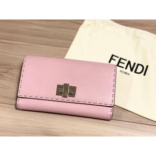 フェンディ(FENDI)のFENDIピーカブーロングウォレット(財布)