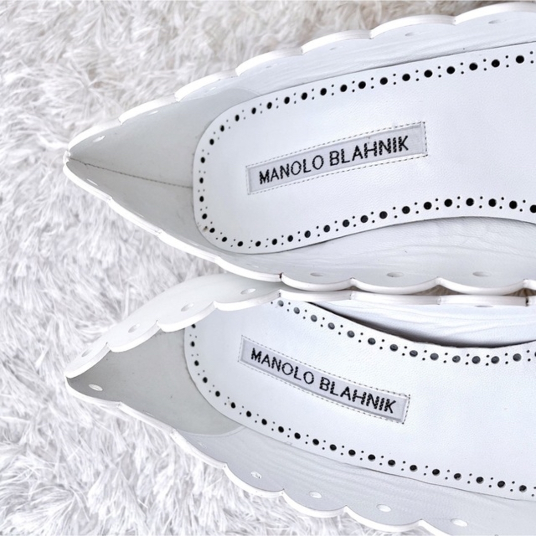 MANOLO BLAHNIK(マノロブラニク)のMANOLO BLAHNIK マノロブラニク　フラットシューズ　パンプス　新品 レディースの靴/シューズ(ハイヒール/パンプス)の商品写真