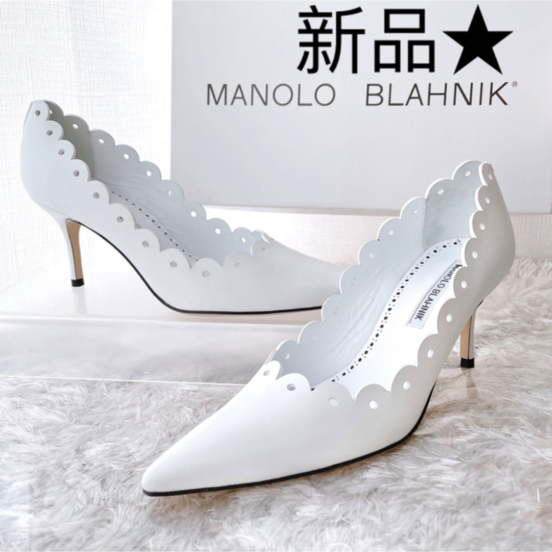 レディースMANOLO BLAHNIK マノロブラニク　フラットシューズ　パンプス　新品