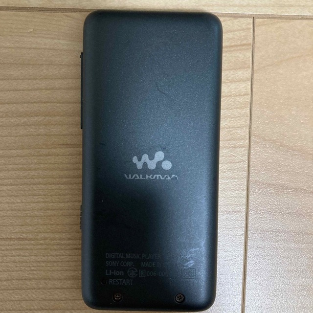 WALKMAN(ウォークマン)のSONY Walkman NW-S315 16GB スマホ/家電/カメラのオーディオ機器(ポータブルプレーヤー)の商品写真
