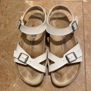 ビルケンシュトック(BIRKENSTOCK)のビルケンシュトック　サンダル　白(サンダル)