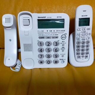 シャープ(SHARP)のSHARP デジタルコードレス電話機 子機1台付きホワイト系(その他)
