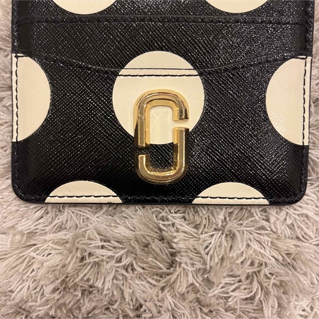 MARC JACOBS(マークジェイコブス)のMARC JACOBS【マークジェイコブス】カードケース レディースのファッション小物(名刺入れ/定期入れ)の商品写真