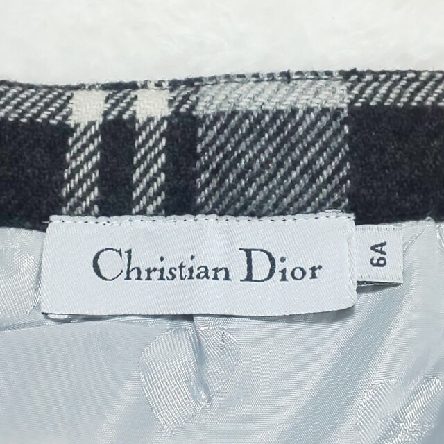 Christian Dior(クリスチャンディオール)の【極美品】Christian Dior チェック ラップスカート 刺繍ロゴ キッズ/ベビー/マタニティのキッズ服女の子用(90cm~)(スカート)の商品写真