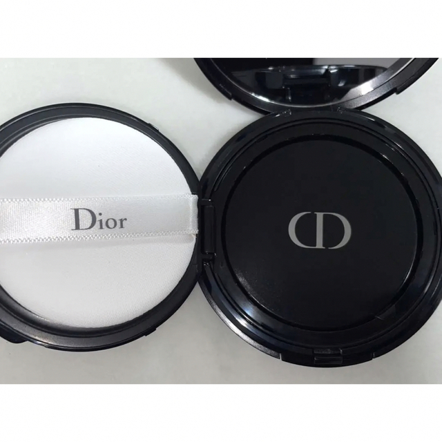 Dior(ディオール)のディオールスキン フォーエバー グロウ クッション コスメ/美容のベースメイク/化粧品(ファンデーション)の商品写真