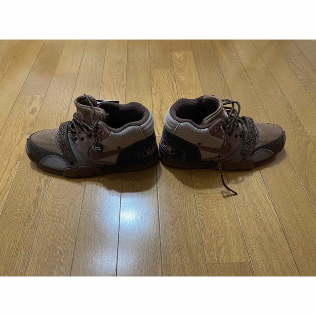 NIKE(ナイキ)の[新品未使用]Travis Scott x Nike Air Trainer 1 メンズの靴/シューズ(スニーカー)の商品写真