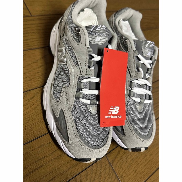 New Balance(ニューバランス)のyyyyy様専用NEW BALANCE / ML725P  ニューバランス レディースの靴/シューズ(スニーカー)の商品写真