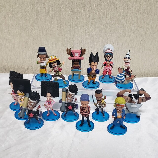 ONE PIECE(ワンピース)のワンピース ワールドコレクタブル フィギュア フォクシー パウリー ウソップ ハンドメイドのおもちゃ(フィギュア)の商品写真