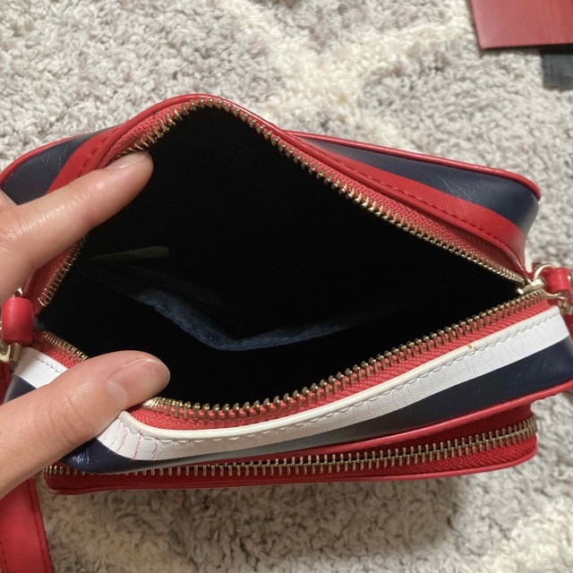 TOMMY HILFIGER(トミーヒルフィガー)のTOMMY HILFIGERショルダーバッグ レディースのバッグ(ショルダーバッグ)の商品写真