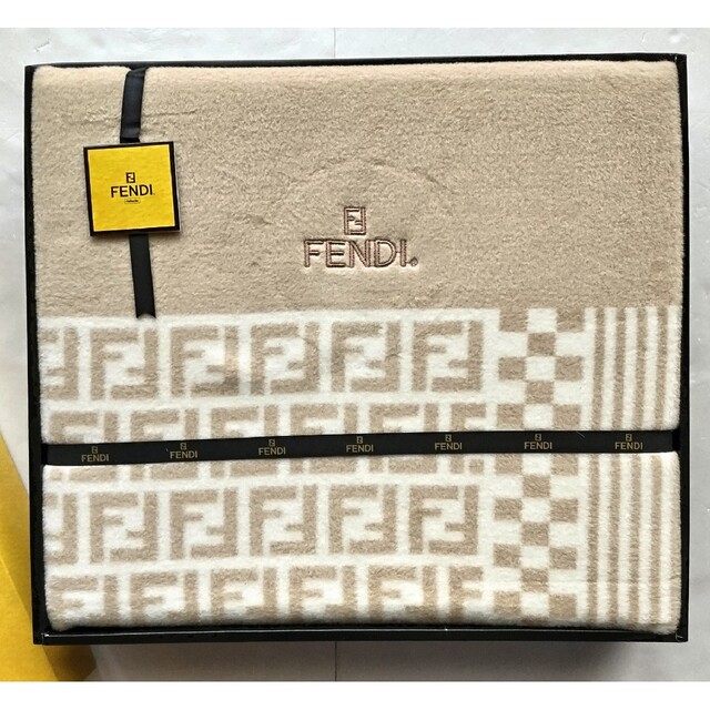 【未使用】FENDI 綿毛布