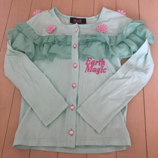 EARTHMAGIC(アースマジック)のデイジーフラワーブラウス　130 キッズ/ベビー/マタニティのキッズ服女の子用(90cm~)(ブラウス)の商品写真