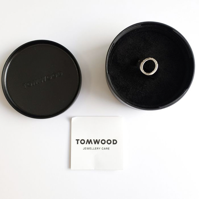 TOM WOOD(トムウッド)のTOM WOOD リング メンズのアクセサリー(リング(指輪))の商品写真