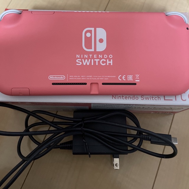 Nintendo Switch LITE コーラル＆スプラトゥーンセット美品