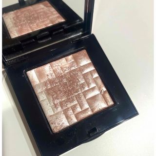 ボビイブラウン(BOBBI BROWN)のBOBBI BROWN ボビイブラウン ハイライティングパウダー ピンクグロウ (フェイスパウダー)