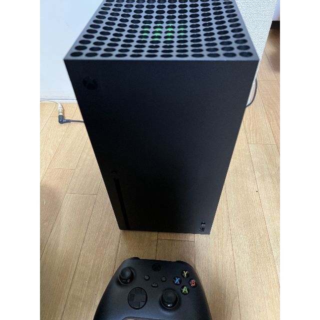 Microsoft(マイクロソフト)の(中古) Xbox Series X​ エンタメ/ホビーのゲームソフト/ゲーム機本体(家庭用ゲーム機本体)の商品写真