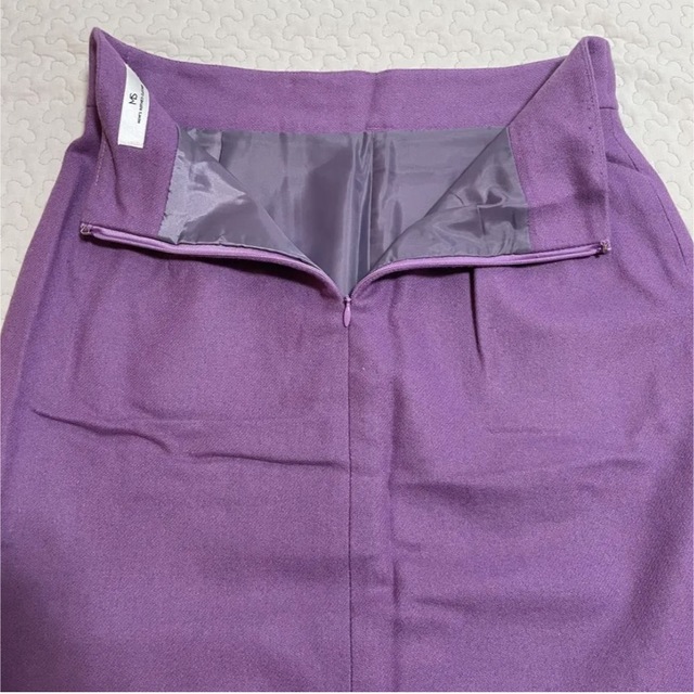 MEW'S REFINED CLOTHES(ミューズリファインドクローズ)のミューズリファインドクローズ パープル スカート Ｍサイズ レディースのスカート(ひざ丈スカート)の商品写真