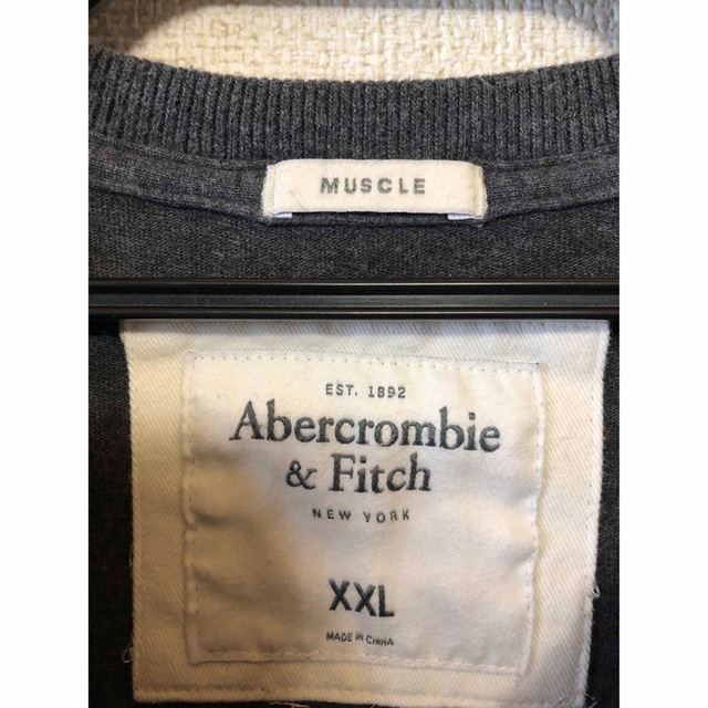 Abercrombie&Fitch(アバクロンビーアンドフィッチ)のカッコいい　アバクロンビー&フィッチの長袖　Abercrombie&Fitch メンズのトップス(Tシャツ/カットソー(七分/長袖))の商品写真