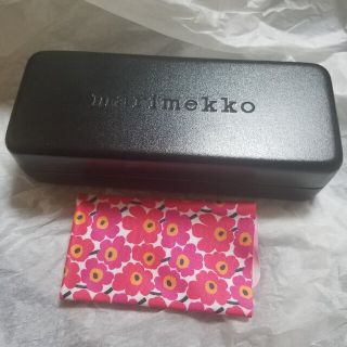 マリメッコ(marimekko)のmarimekkoメガネケース♡お値引き不可(サングラス/メガネ)